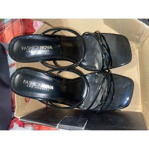 Fashion Nova ‘Here We Go’ Heeled Sandal